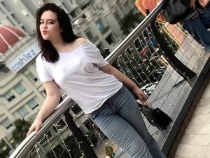 Model Katie Laeremans Tetap Pede dengan Penampilan Baru