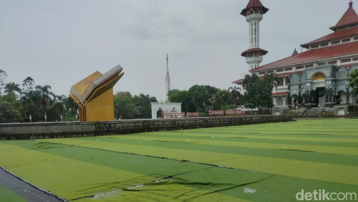 Kondisi alun-alun Cianjur.