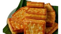 Gabin Tape Maknyus menawarkan gabin tape yang fresh. Baru diproduksi jika ada pemesanan. Harganya 3000 per buah, tetapi baru bisa dikirim jika pemesanannya minimal 5 buah. Lokasinya ada di Jakarta Timur. Foto : Shopee/Shopdinar
