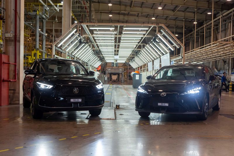 New MG ZS EV dan MG 4 EV