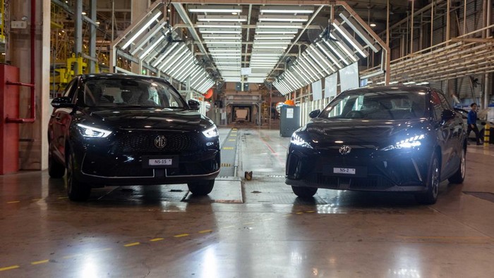 New MG ZS EV dan MG 4 EV
