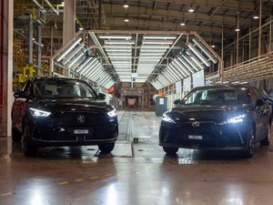 Rekor! Dalam Waktu Singkat Ribuan New MG ZS EV Rakitan Indonesia Terpesan