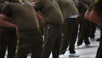 Menurut Del Castillo, setelah melakukan penilaian mandiri, pihak berwenang menetapkan bahwa beberapa petugas polisi tidak memenuhi persyaratan minimum untuk dapat memberikan pelayanan kepada masyarakat.  