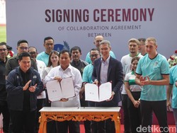 Khusus sepak bola, sedikitnya 50 klub tiap tahun datang berguru ke Aspire dengan fasilitas kompletnya. Acara penandatanganan ini juga disaksikan Ketum PSSI Erick Thohir, pelatih Timnas U-20 Indra Sjafri hingga eks pemain timnas Syamsir Alam.