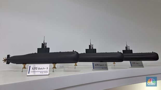 Replika KRI Batch II kerja sama Hanwha Ocean & PT PAL. (CNBC Indonesia/Hadijah Alaydrus)