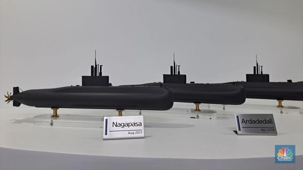 Replika Kapal Selam RI Nagapasa & Ardadedali di HQ Hanwha Ocean. (CNBC Indonesia/Hadijah Alaydrus)