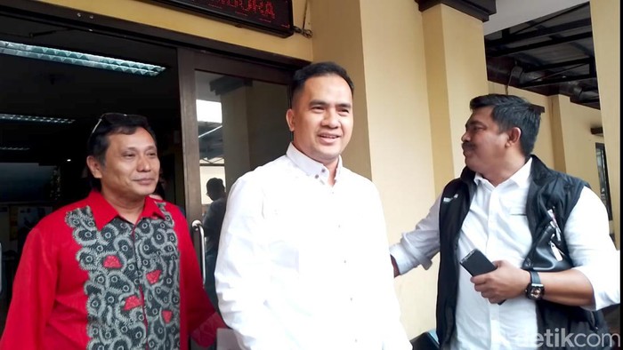 Saipul Jamil diizinkan pulang dari Polsek Tambora.