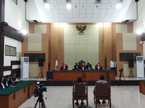 Tok! Haris Azhar-Fatia Divonis Bebas di Kasus Lord Luhut