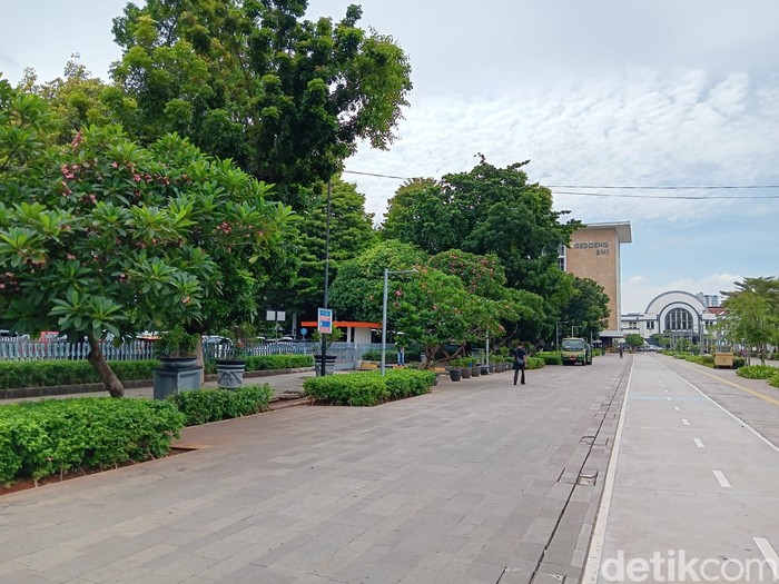 Stasiun Pertama Jakarta Stasiun Pertama Jakarta