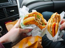 Sukses Berat! 5 Restoran dan Kafe Ini Punya Gerai Terbanyak di Dunia