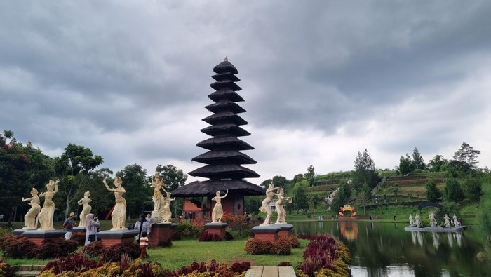 Taman Lembah Dewata, Lembang, Bandung
