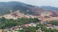 Hasil tambang di desa tersebut selanjutnya diolah pada sejumlah smelter pada kawasan industri nikel yang ada di Morowali.