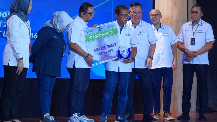 Upaya pemerintah memajukan sektor pangan nasional salah satunya dilakukan melalui penguatan kompetensi dan peran BUMN yang bergerak di sektor Pangan. Langkah tersebut semakin serius dijalankan dengan dikeluarkannya Peraturan Pemerintah (PP) Nomor 118 Tahun 2021, tentang Penambahan Penyertaan Modal Negara RI ke dalam modal saham PT RNI (Persero) yang selanjutnya menjadi landasan bagi terbentuknya Holding BUMN Pangan pada 7 Januari 2022.