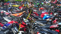 Satlantas Polres Kudus berhasil menyita sebanyak 700 lebih sepeda motor dengan knalpot brong selama 1-9 Januari 2024 sebagai langkah meminimalisir penggunakan knalpot brong saat kampanye terbuka Pemilu yang mengganggu kenyamanan masyarakat.