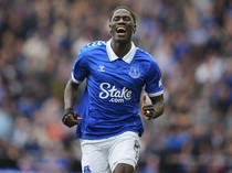 Amadou Onana Ungkap Alasan Tolak Gabung MU