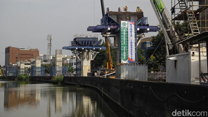 Anggaran Infrastruktur 2024 Naik 5,8 Persen Anggaran Infrastruktur 2024 Naik 5,8 Persen