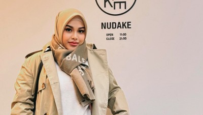 7 Potret Cantik Aurel Hermansyah yang Alami Body Shaming Usai Melahirkan