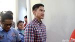 Berkemeja Kotak-kotak, Kaesang Tiba di Markas Perjuangan Relawan Jokowi