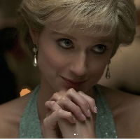 Elizabeth Debicki mulai berperan sebagai Putri Diana dalam The Crown season 5. Dia kembali melanjutkan peran Putri Diana dalam The Crown season 6 yang tayang di Netflix. Foto: Dok. AFP, Netflix