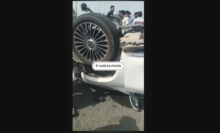 Fortuner Terguling setelah Pelek Pecah