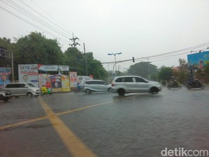 BMKG Prediksi Hujan Guyur Jatim hingga 3 Hari ke Depan