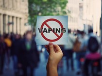 Catat! Tahun Depan Inggris Larang Rokok Elektrik Sekali Pakai