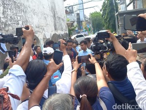 Simpatisan Minta Gibran Lanjutkan Tol Gilimanuk-SMA Bali Mandara