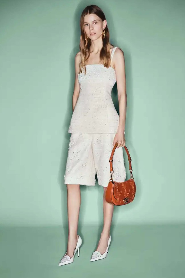 Inilah koleksi terbaru Valentino Pre Fall 2024. Foto: Dok. Valentino.