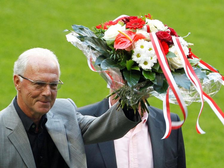 Legenda Sepakbola Jerman Franz Beckenbauer Tutup Usia