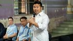 Momen Keseruan Emil Dardak saat Bertemu Nelayan Muncar