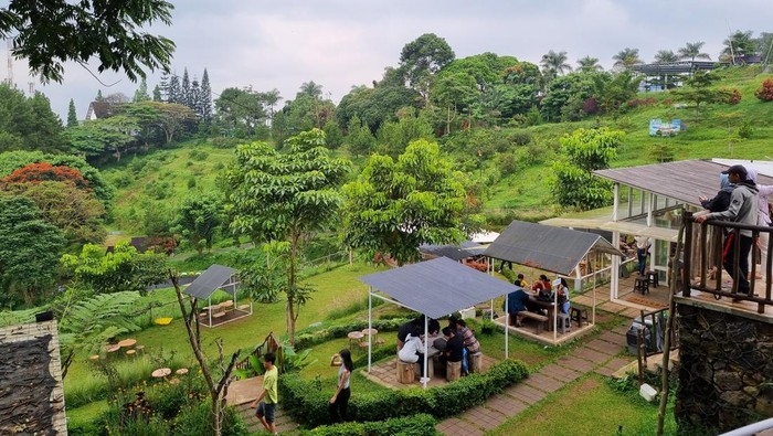 Noahs Park salah satu spot wisata menarik di Lembang.