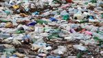 Jorok ! Ribuan Kubik Sampah Menumpuk di Sungai Bosnia