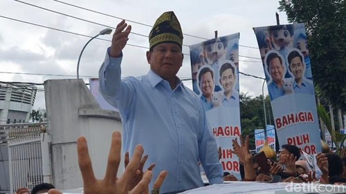 Prabowo usai konsolidasi di Pekanbaru