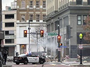 Ledakan Guncang Hotel Bersejarah di Texas, 21 Orang Luka
