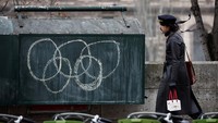 Para pemilik bouquinistes menolak memindahkan kios mereka yang akan digusur karena Paris akan menjadi tuan rumah Olimpiade Musim Panas 2024.