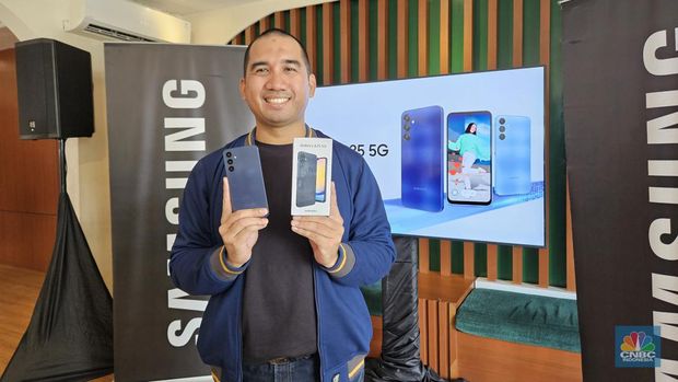 Samsung Galaxy A25 5G (CNBC Indonesia/Intan Rakhmayanti Dewi)