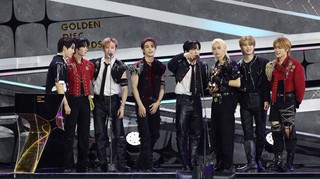 Stray Kids Cetak Rekor Lewat Gods Menu