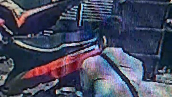 Tangkapan layar CCTV maling di Cianjur