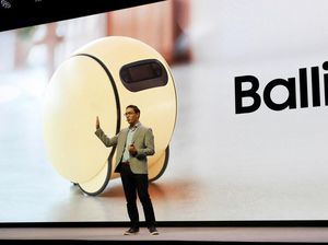 Melihat Robot Pembantu Ballie yang Dipamerkan Samsung di CES 2024