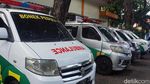 Bantuan Satu Unit Ambulans untuk Bonek dari Wakapolda Jatim