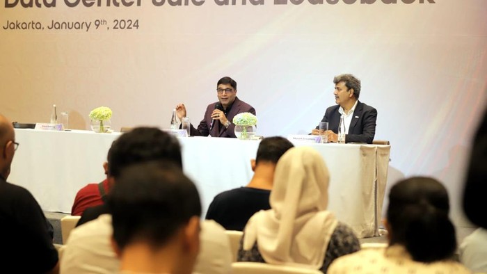 Indosat Ooredo Hutchison (IOH atau Indosat) mengumumkan telah mencapai kesepakatan dengan perusahaan BDx Indonesia terkait dengan akuisisi pusat data atau data center yang dimiliki Indosat di Indonesia.