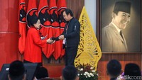 Di Internal partai, ia juga dijuluki sebagai sebagai kamus berjalannya Soekarno karena gaya dan pemikirannya dianggap persis seperti kakeknya itu. Sehingga Prananda juga dijuluki sebagai penjaga ideologi Marhaen. 