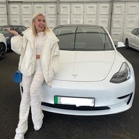 Mengetahui dirinya jadi perbincangan, Astrid pun ikut menuliskan komentar. Jangan menyalahkanku. Kutukan Astrid tidaklah benar,  Foto: Instagram