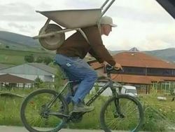 Deretan Foto Kocak yang Dibagikan Netizen Bikin Ngakak