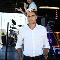 Fakta lain Gabriel yang menjadi sorotan adalah preferensi seksualnya. Ia menjadi perdana menteri pertama yang secara terbuka menyatakan dirinya gay. Foto: dok. Instagram/@gabrielattal