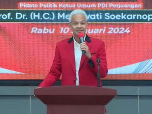 Ganjar di Depan Megawati: Ibu, Kami Bangga Jadi Bagian PDIP