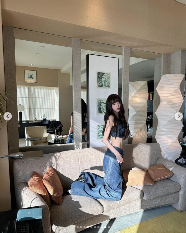 “Kyaa, Wonyoung hot girl,” “Sejak kapan Wonyoung sudah tumbuh besar?” “Ada apa dengan pinggang Princess Wonyoung?” “Aku tidak percaya baby princess itu sekarang menjadi hot girl,” komentar sejumlah netizen Korea yang terpesona dengan bentuk tubuh Jang Wonyoung IVE. Foto: dok. Instagram @for_everyoung10