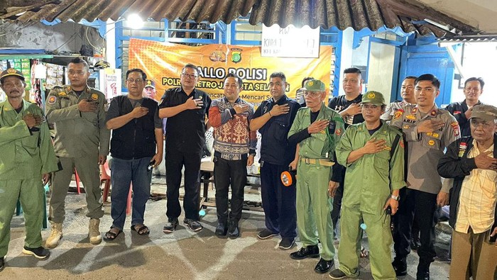 Kapolres Jaksel Kombes Ade Ary sambangi Setiadubi