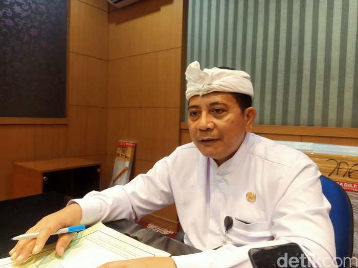 Kepala Dinas Kebudayaan Kota Denpasar Raka Purwantara saat ditemui pada Rabu (10/1/2024). (Ni Made Lastri Karsiani Putri-detikBali)