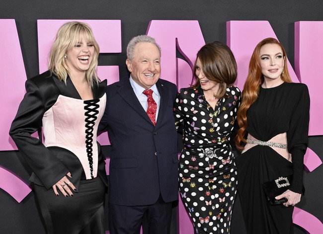 Seperti diketahui, Lindsay dan suaminya, Bader Shammas menyambut kelahiran anak pertama mereka pada Juli 2023. Anak berjenis kelamin laki-laki itu diberi nama Luai. Foto: Evan Agostini/Invision/AP/Evan Agostini